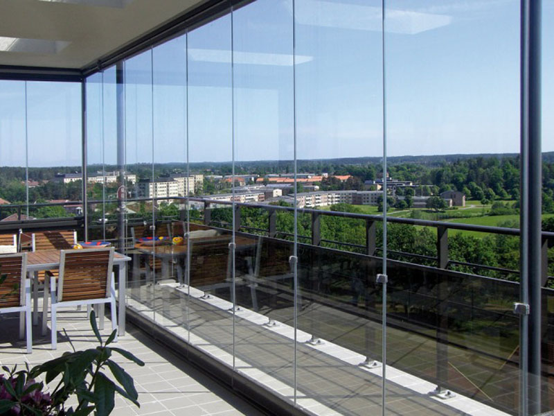 Cam Balkon